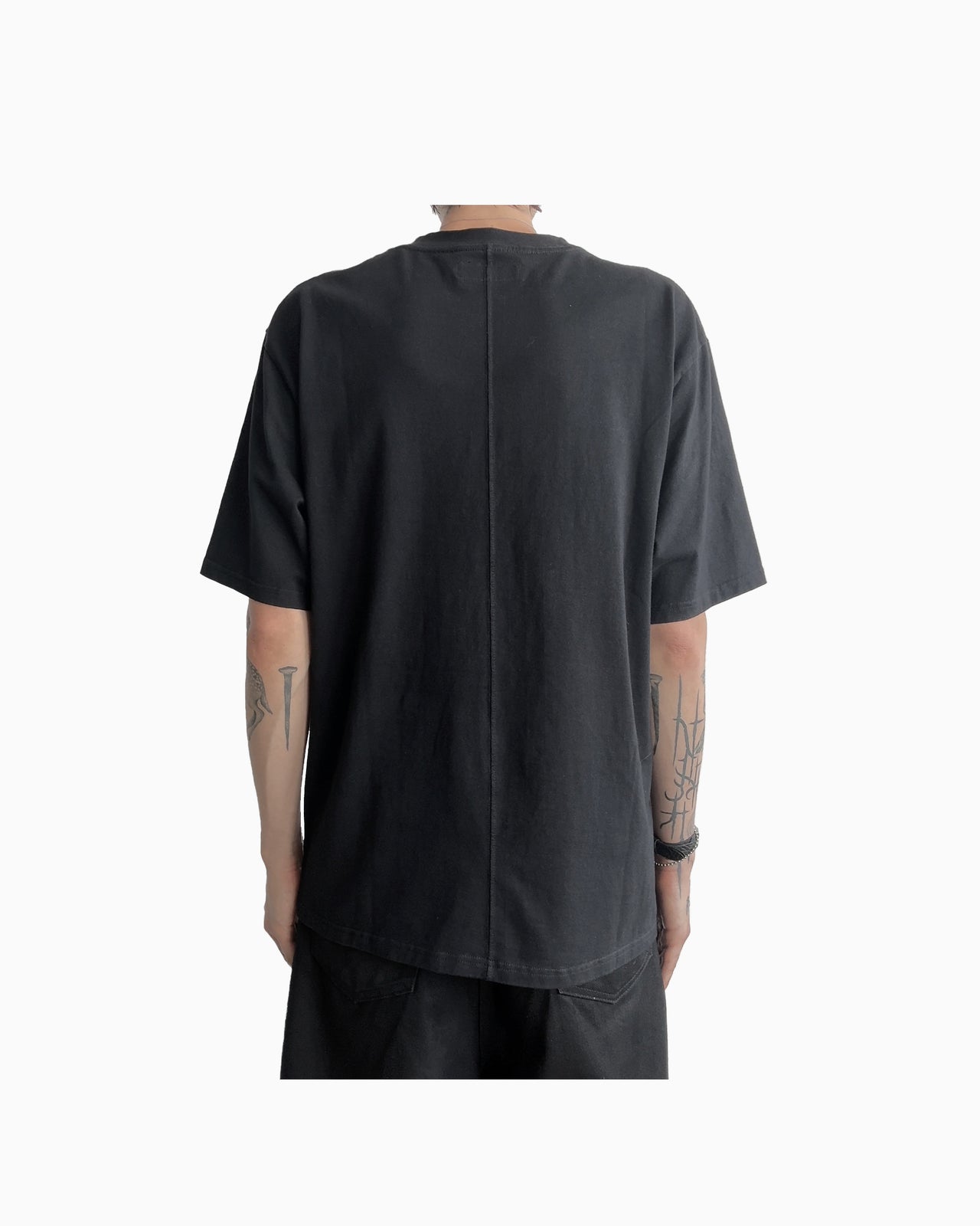 NULL TEE [RAW BLACK]