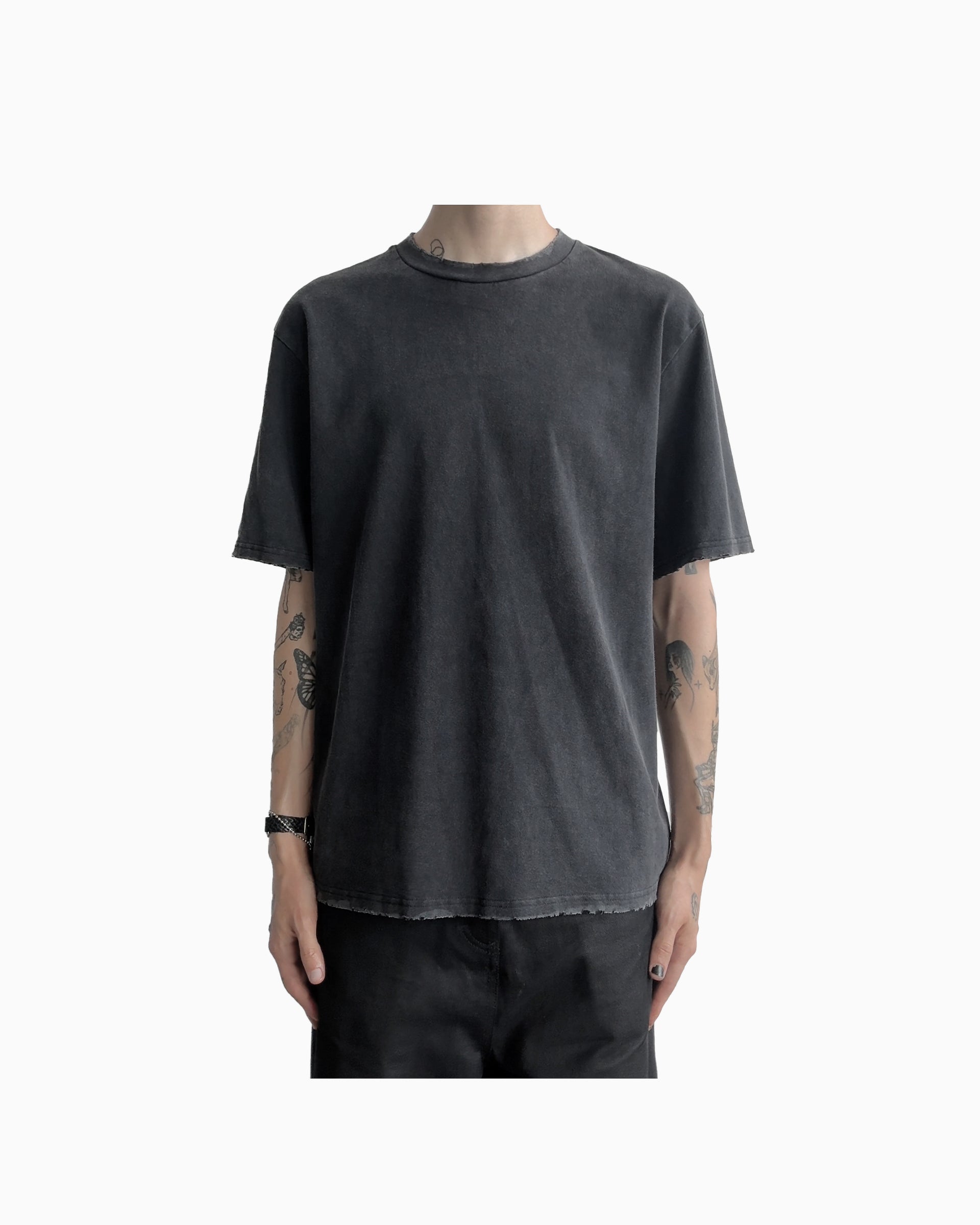 NULL TEE [VTG BLACK]