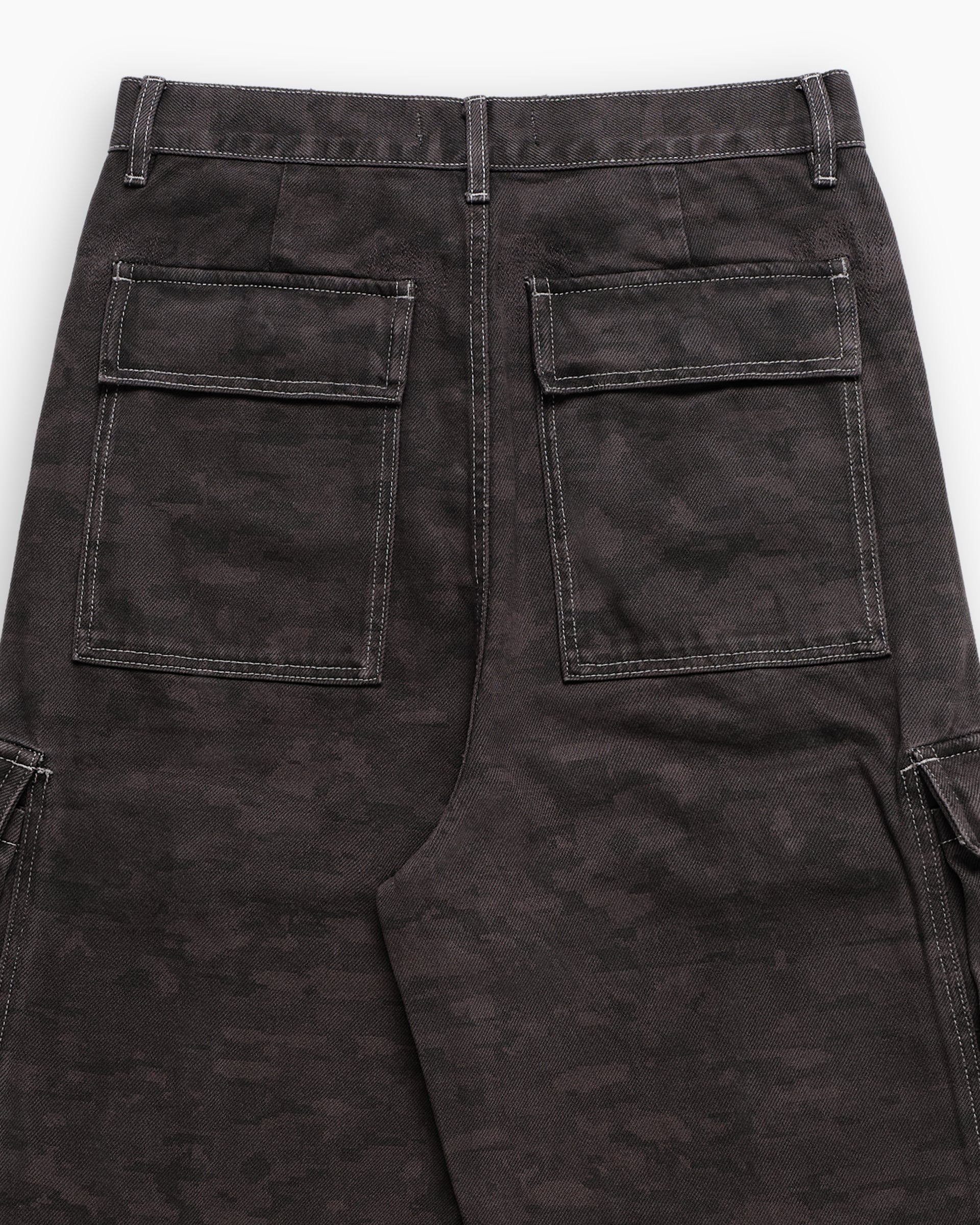 PEQUOD DIGI CAMO CARGOS [DYED]