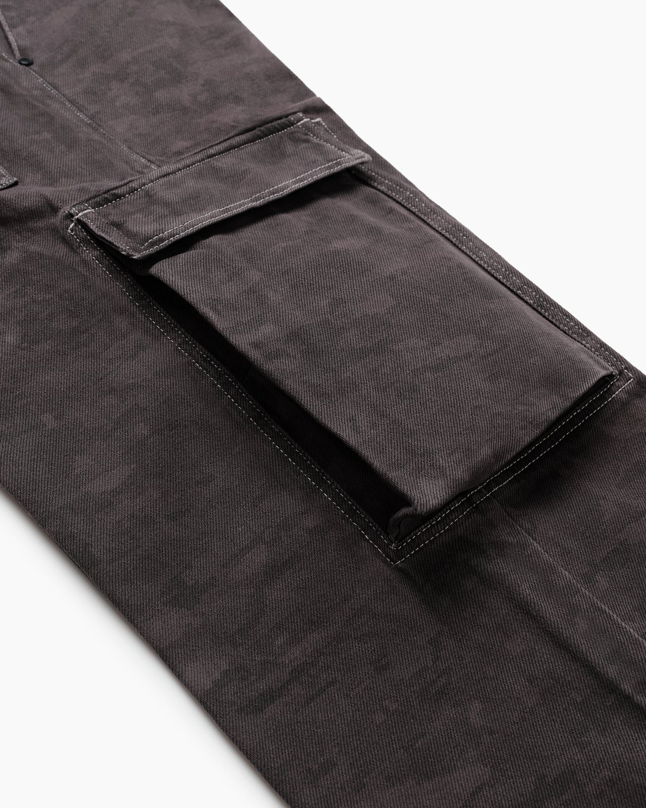 PEQUOD DIGI CAMO CARGOS [DYED]