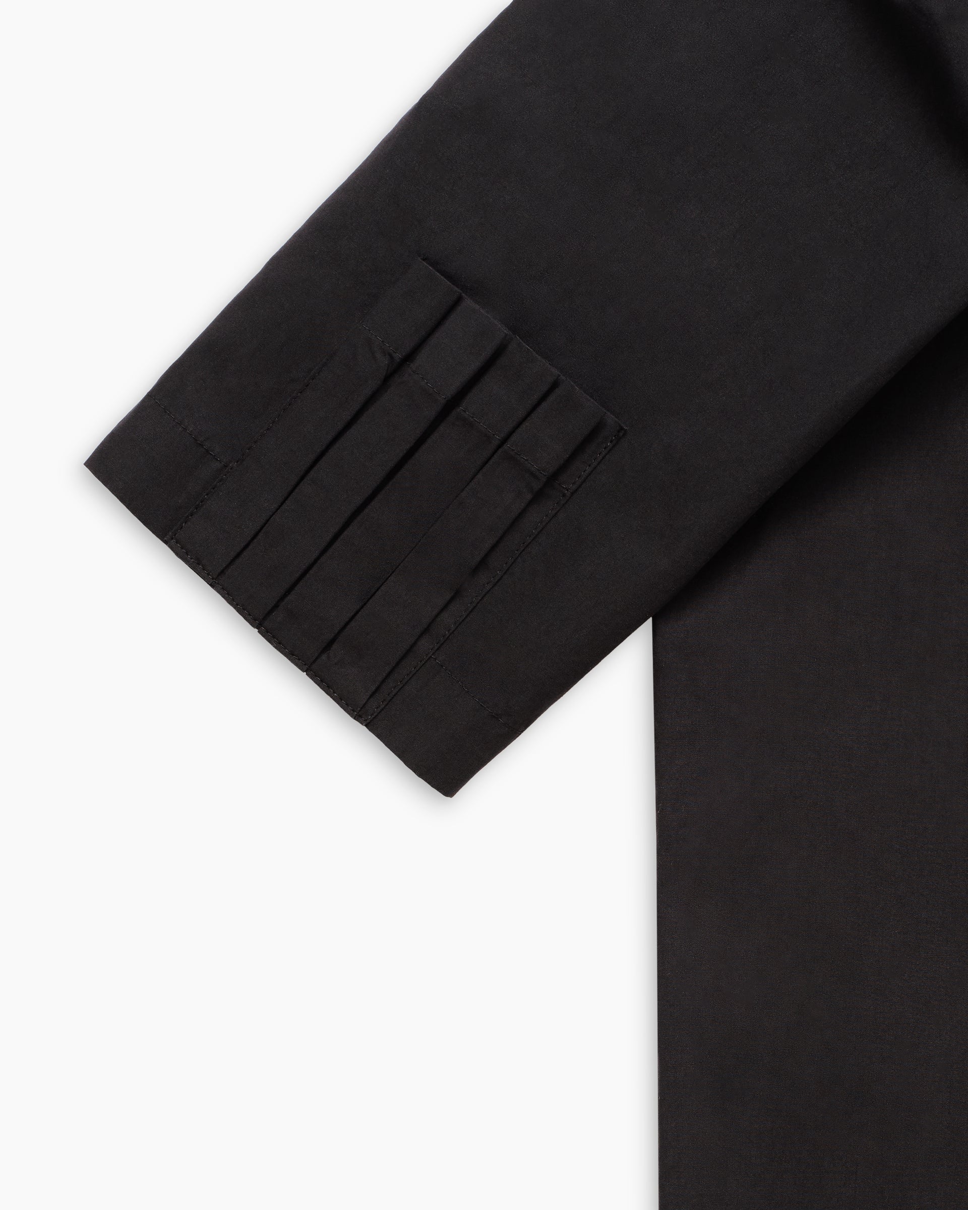 STRIKER BUTTON UP